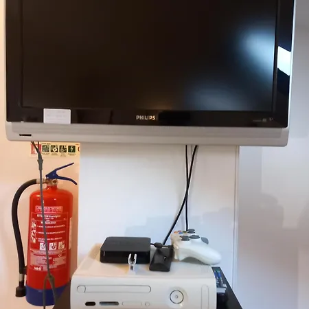 For 8, With Game & Office Apartament *